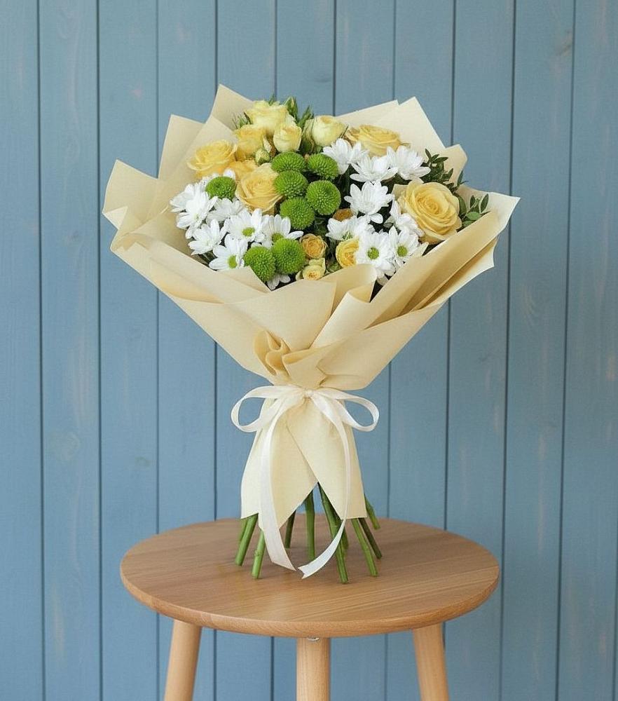 Букет цветов из: Хризантемы и Розы в Тихорецке