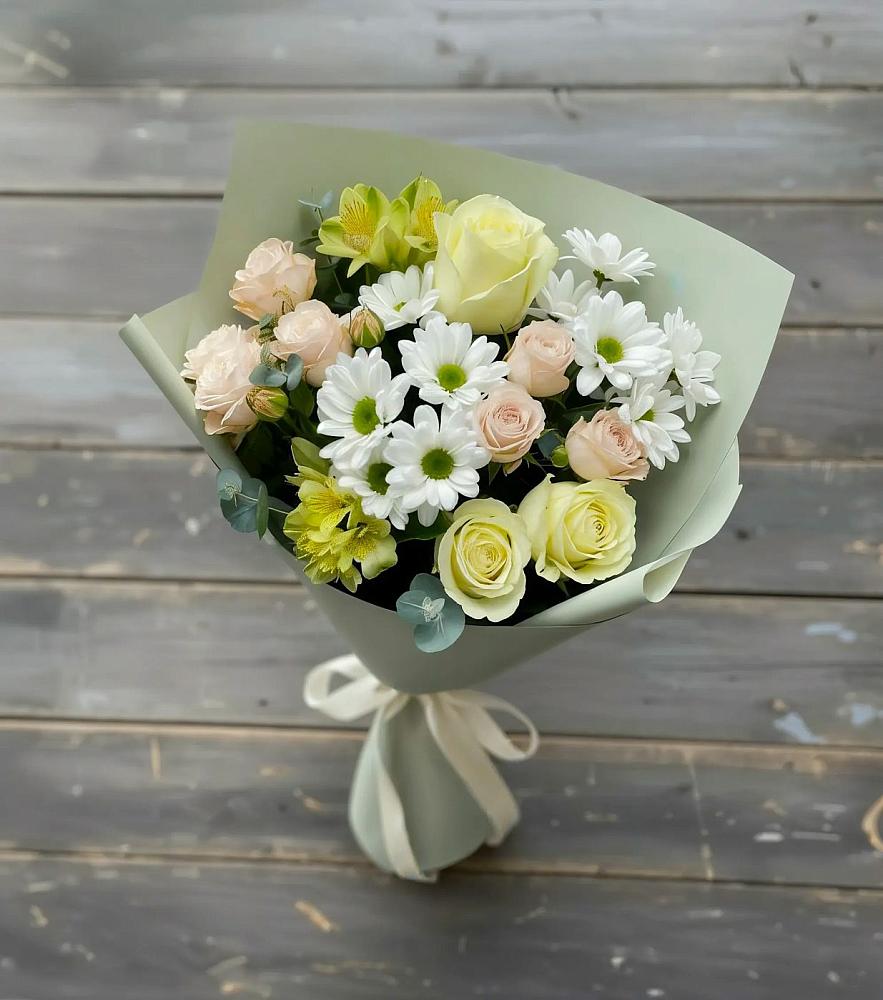 Букет цветов из: Альстромерии, Розы и Хризантемы в Тихорецке