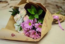 Букет цветов из:  Розы и Хризантемы #REPLACE_PRED# Тихорецке
