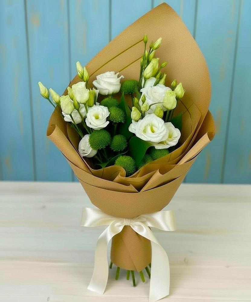 Букет цветов из: Хризантемы и Лизиантусы в Тихорецке