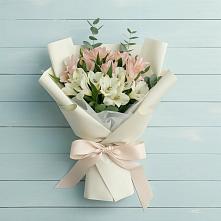 Букет цветов из:  Альстромерии в Тихорецке