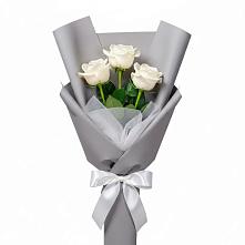 Букет 3 белые розы в Тихорецке