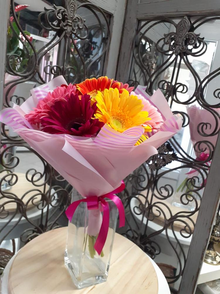 Букет цветов из: Герберы в Тихорецке
