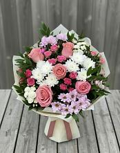 Букет цветов из:  Альстромерии, Гвоздики, Розы и Хризантемы в Тихорецке