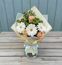 Букет цветов из:  Герберы, Розы и Хризантемы в Тихорецке